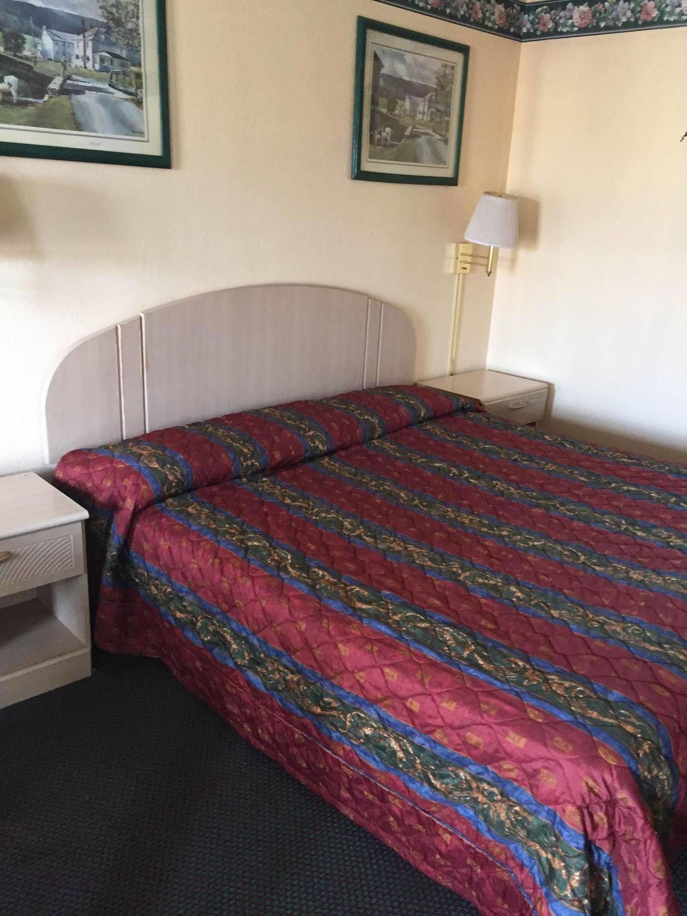 Executive Inn Мерседес Экстерьер фото
